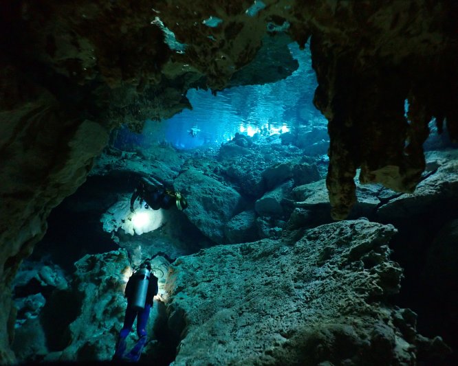 Cozumel - April 2022 (a big thanks to our friend Hans Vermes for sharing his pictures) Cenotes Dos Ojos